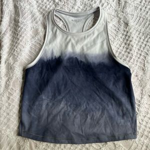 Athleta ombré crop workout top